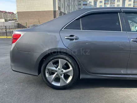 Toyota Camry 2013 года за 6 000 000 тг. в Актобе – фото 10