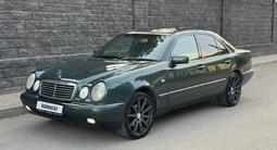 Mercedes-Benz E 320 1997 года за 3 650 000 тг. в Алматы – фото 2