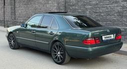 Mercedes-Benz E 320 1997 года за 3 650 000 тг. в Алматы – фото 5