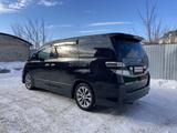 Toyota Vellfire 2011 года за 8 000 000 тг. в Актобе – фото 2