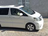 Toyota Alphard 2004 года за 10 500 000 тг. в Туркестан – фото 2