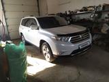 Toyota Highlander 2013 года за 14 500 000 тг. в Балхаш – фото 2