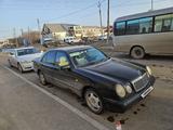 Mercedes-Benz E 230 1997 года за 2 500 000 тг. в Астана – фото 3