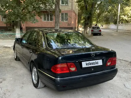 Mercedes-Benz E 230 1998 года за 3 500 000 тг. в Тараз – фото 10