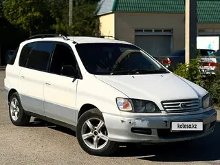 Toyota Ipsum, 1997