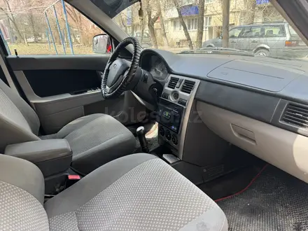 ВАЗ (Lada) Priora 2171 2013 года за 1 900 000 тг. в Уральск – фото 8