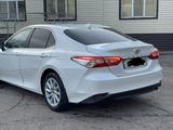 Toyota Camry 2021 года за 13 300 000 тг. в Караганда