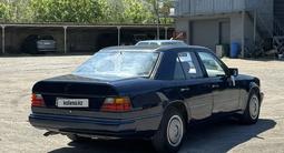 Mercedes-Benz E 200 1993 года за 1 500 000 тг. в Павлодар – фото 4