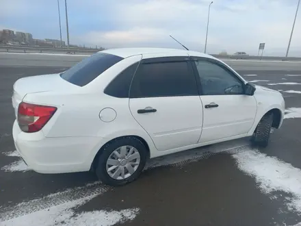 ВАЗ (Lada) Granta 2190 2018 года за 3 600 000 тг. в Семей – фото 4