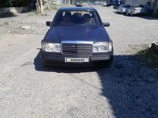 Mercedes-Benz E 260