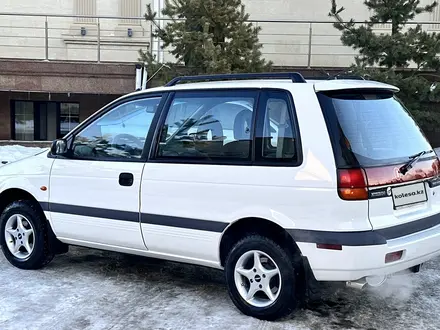 Mitsubishi Space Runner 1997 года за 2 500 000 тг. в Алматы – фото 12