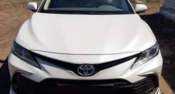 Toyota Camry 2022 года за 18 900 000 тг. в Астана