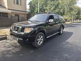 Nissan Navara 2008 годаfor6 800 000 тг. в Шымкент