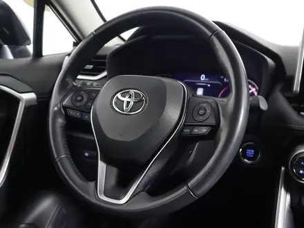 Toyota RAV4 2019 года за 15 690 000 тг. в Астана – фото 19