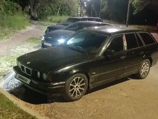 BMW 525