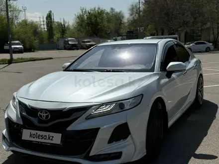 Toyota Camry 2021 года за 12 000 000 тг. в Алматы – фото 24