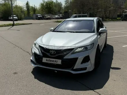 Toyota Camry 2021 года за 12 000 000 тг. в Алматы – фото 25