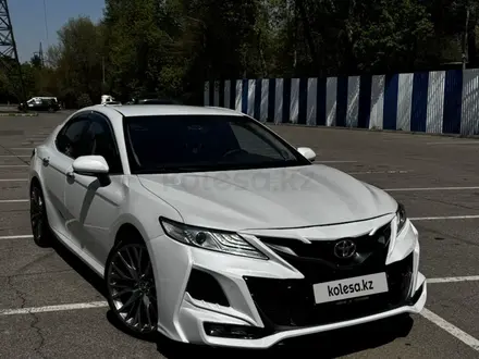Toyota Camry 2021 года за 12 000 000 тг. в Алматы – фото 5