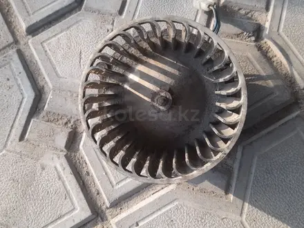 Моторчик печки ниссан микра к10 за 15 000 тг. в Байсерке