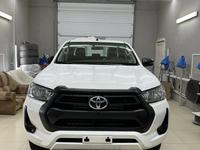 Toyota Hilux 2023 года за 21 500 000 тг. в Атырау