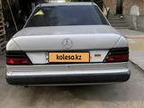 Mercedes-Benz E 230 1992 годаүшін1 500 000 тг. в Алматы – фото 2