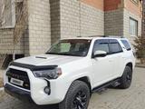 Toyota 4Runner 2017 годаүшін17 500 000 тг. в Актобе – фото 2
