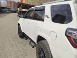 Toyota 4Runner 2017 годаүшін17 500 000 тг. в Актобе – фото 5