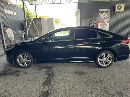 Hyundai Sonata 2019 года за 8 000 000 тг. в Шымкент – фото 4