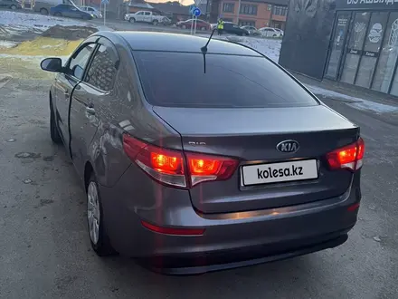 Kia Rio 2015 года за 3 850 000 тг. в Атырау – фото 5