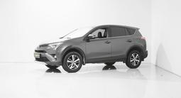 Toyota RAV4 2016 года за 10 500 000 тг. в Алматы – фото 2