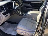 Toyota Highlander 2014 года за 12 300 000 тг. в Алматы – фото 2