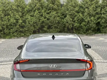 Hyundai Sonata 2020 года за 11 000 000 тг. в Алматы – фото 19