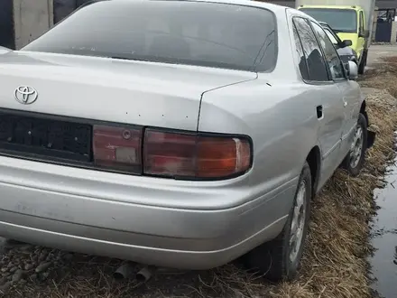 Toyota Camry 1992 года за 600 000 тг. в Усть-Каменогорск – фото 2