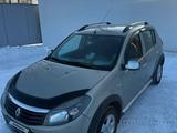Renault Sandero Stepway 2014 года за 3 800 000 тг. в Караганда – фото 2