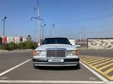 Mercedes-Benz E 230 1991 года за 1 650 000 тг. в Шымкент