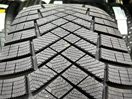 255/45/R20 PIRELLI Winter ICE ZERO FR за 200 000 тг. в Астана