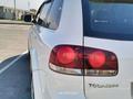 Volkswagen Touareg 2007 года за 7 500 000 тг. в Алматы – фото 16