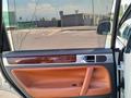 Volkswagen Touareg 2007 года за 7 500 000 тг. в Алматы – фото 20