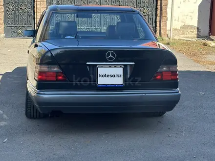 Mercedes-Benz E 280 1994 года за 5 200 000 тг. в Алматы – фото 3