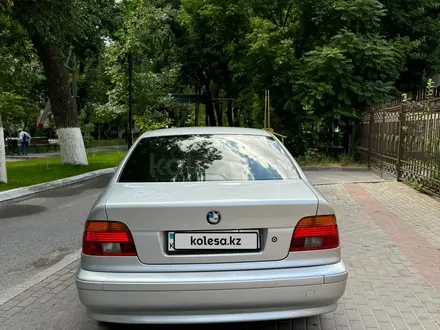 BMW 525 2002 года за 4 300 000 тг. в Шымкент – фото 9