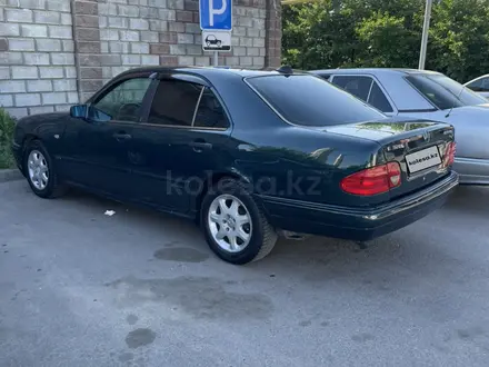 Mercedes-Benz E 230 1997 года за 3 500 000 тг. в Алматы – фото 9