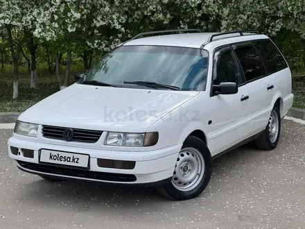 Volkswagen Passat 1995 года за 2 100 000 тг. в Кокшетау