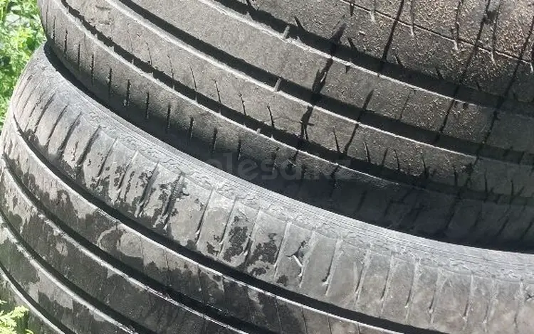Резин 4 штука на бенве за 40 000 тг. в Алматы