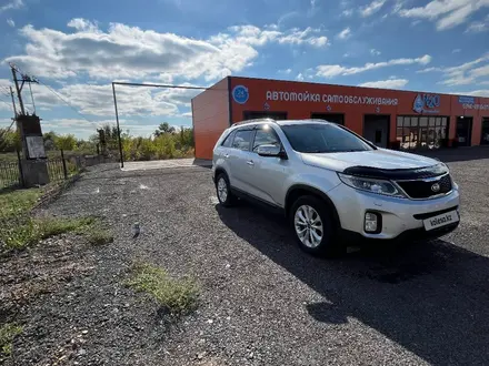 Kia Sorento 2014 года за 8 500 000 тг. в Караганда – фото 2