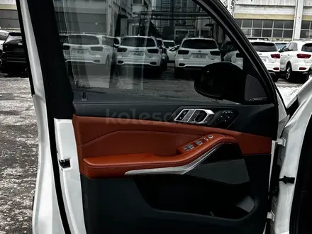BMW X7 2025 года за 65 000 000 тг. в Шымкент – фото 28