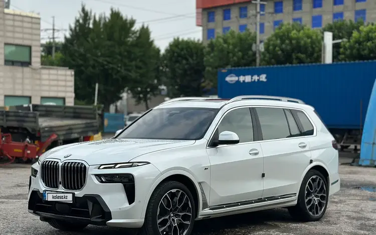 BMW X7 2025 года за 65 000 000 тг. в Шымкент