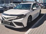 Toyota Camry 2022 годаүшін11 000 000 тг. в Астана – фото 2