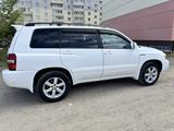 Toyota Highlander 2004 годаүшін7 500 000 тг. в Семей – фото 3