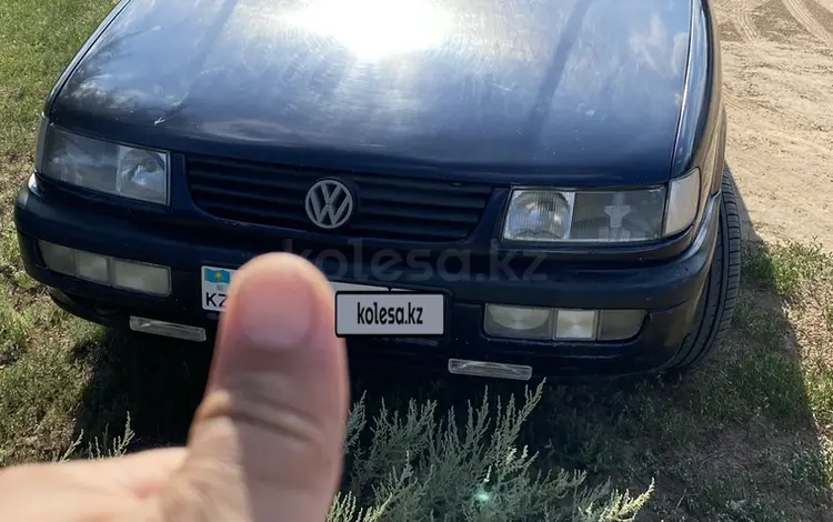 Volkswagen Passat 1995 годаүшін1 500 000 тг. в Уральск