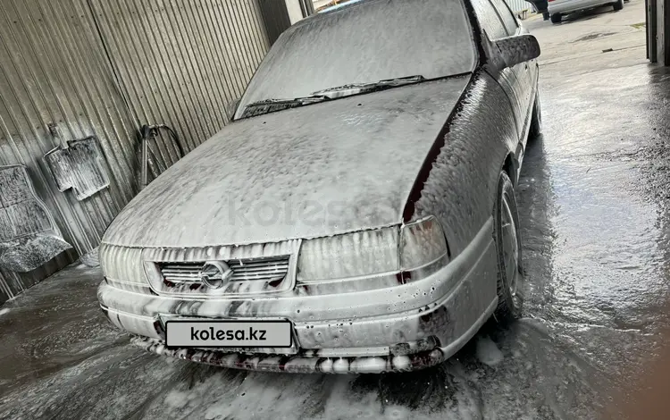 Opel Vectra 1994 годаүшін1 750 000 тг. в Туркестан